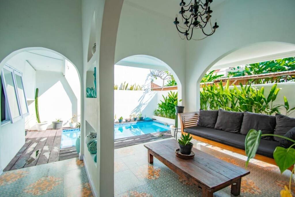 Villa Putih Seminyak (Bali)