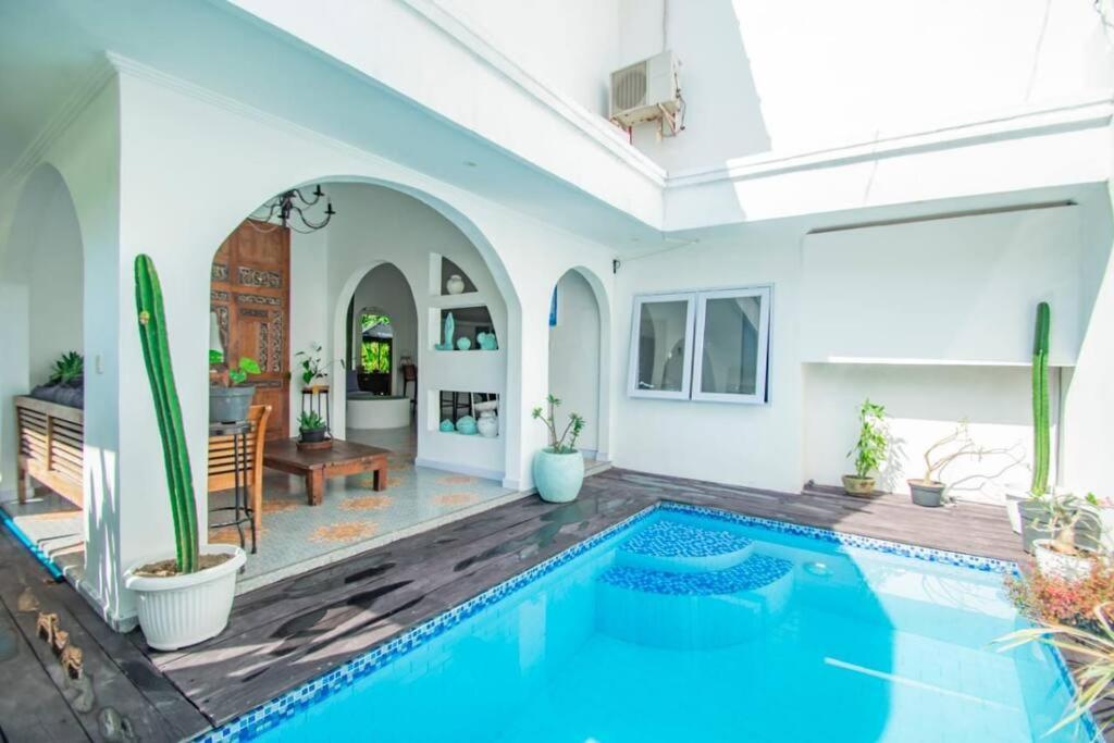 Villa Putih